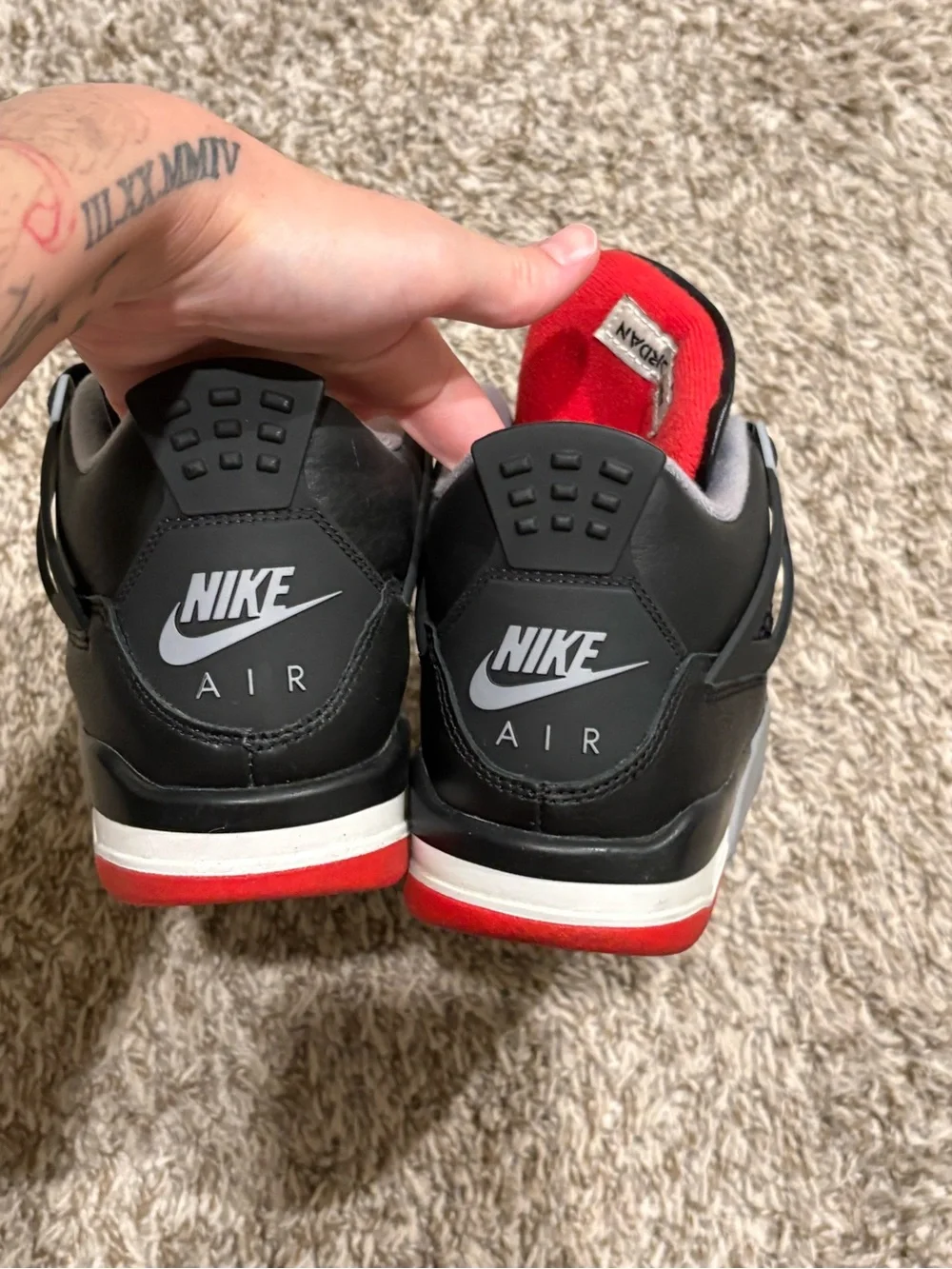 Jordan Men’s Black and Red Retro Basketball Sneakers